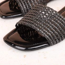 Inc.5 SALE FLAT MULES