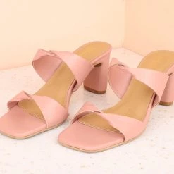 Inc.5 DOUBLE STRAP HEELS SALE 9 Inc.5 DOUBLE STRAP HEELS SALE
