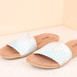 Inc.5 FLAT WOVEN MULES SALE