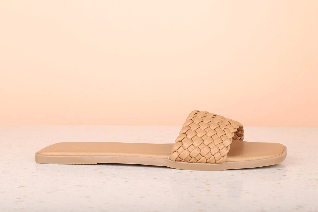 SALE Inc.5 Flat Fashion Sandal For Womens 6 SALE Inc.5 Flat Fashion Sandal For Womens