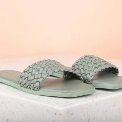 Inc.5 Flat Fashion Sandal For Womens