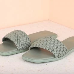 Inc.5 Flat Fashion Sandal For Womens