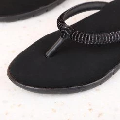 Inc.5 SALE FLAT COMFORT THONG