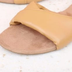 Inc.5 SALE FLAT TWISTED MULES