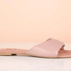 Inc.5 FLAT TWISTED MULES SALE