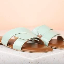 SALE Inc.5 Flat Fashion Sandal For Womens