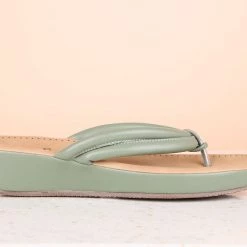 Inc.5 COMFORT THONG SALE