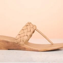 SALE Inc.5 Wedges Fashion Sandal For Womens 9 SALE Inc.5 Wedges Fashion Sandal For Womens