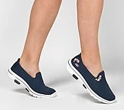 Skechers WOMEN GO WALK 5 - GARLAND