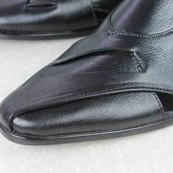 PRIVO By Inc5 MEN POINTED TOE VELCRO SANDAL-BLACK