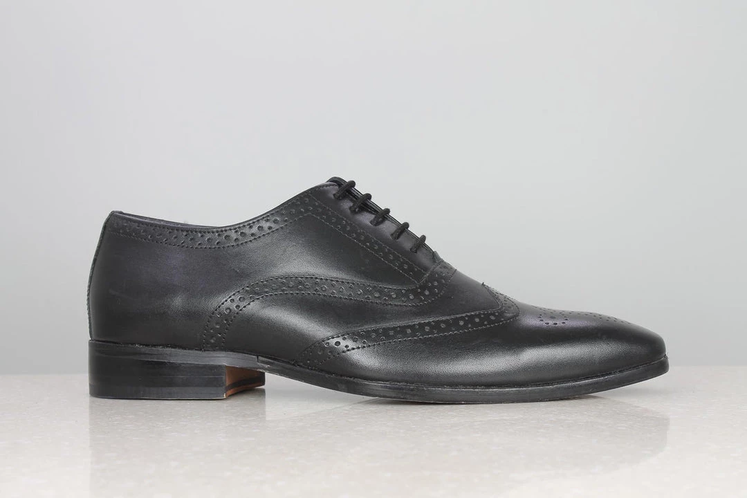 PRIVO By Inc5 MEN BROGUES LACE-UP-BLACK 4 PRIVO By Inc5 MEN BROGUES LACE-UP-BLACK