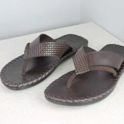 PRIVO By Inc5 MEN EMBOSSED ROPE THONG-BROWN