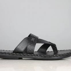 PRIVO By Inc5 EMBOSSED STRAP TOE THONG-BLACK MEN