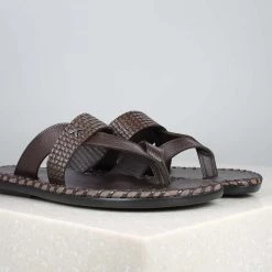 PRIVO By Inc5 EMBOSSED STRAP TOE THONG-BROWN