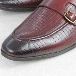 PRIVO By Inc5 INTERLACE EMBOSS DOUBLE MONK-CHERRY