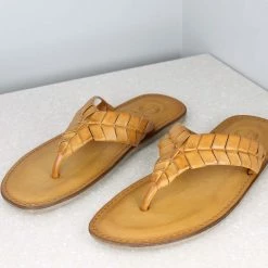 PRIVO By Inc5 BRUSHOFF THONG-TAN