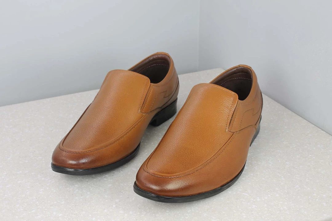 PRIVO By Inc5 FORMAL SLITED SLIPPON-TAN 6 PRIVO By Inc5 FORMAL SLITED SLIPPON-TAN