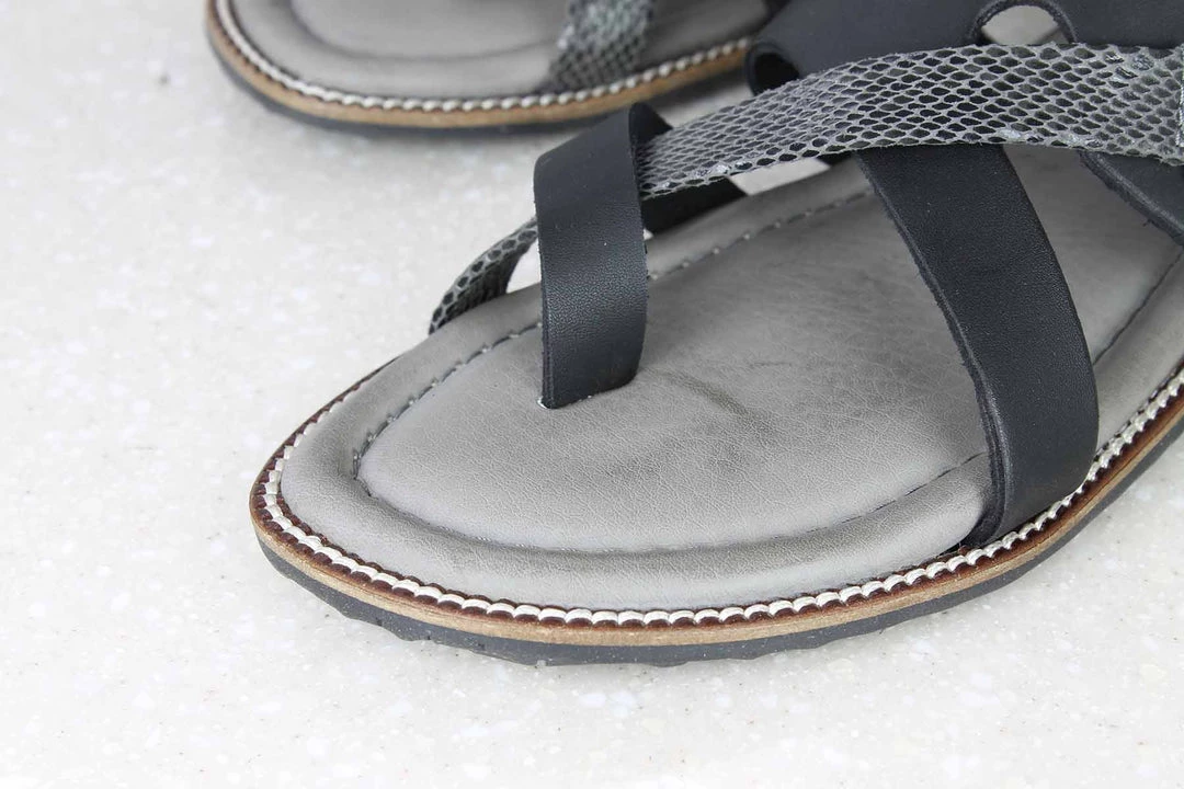 PRIVO By Inc5 TOE THONG - BLACK MEN 4 PRIVO By Inc5 TOE THONG - BLACK MEN