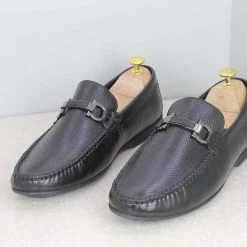 PRIVO By Inc5 BUCKLE STRAP DRIVING CASUAL SHOES-BLACK