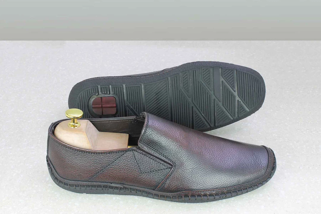 PRIVO By Inc5 MEN OFFICE SLIPPON - BROWN 7 PRIVO By Inc5 MEN OFFICE SLIPPON - BROWN