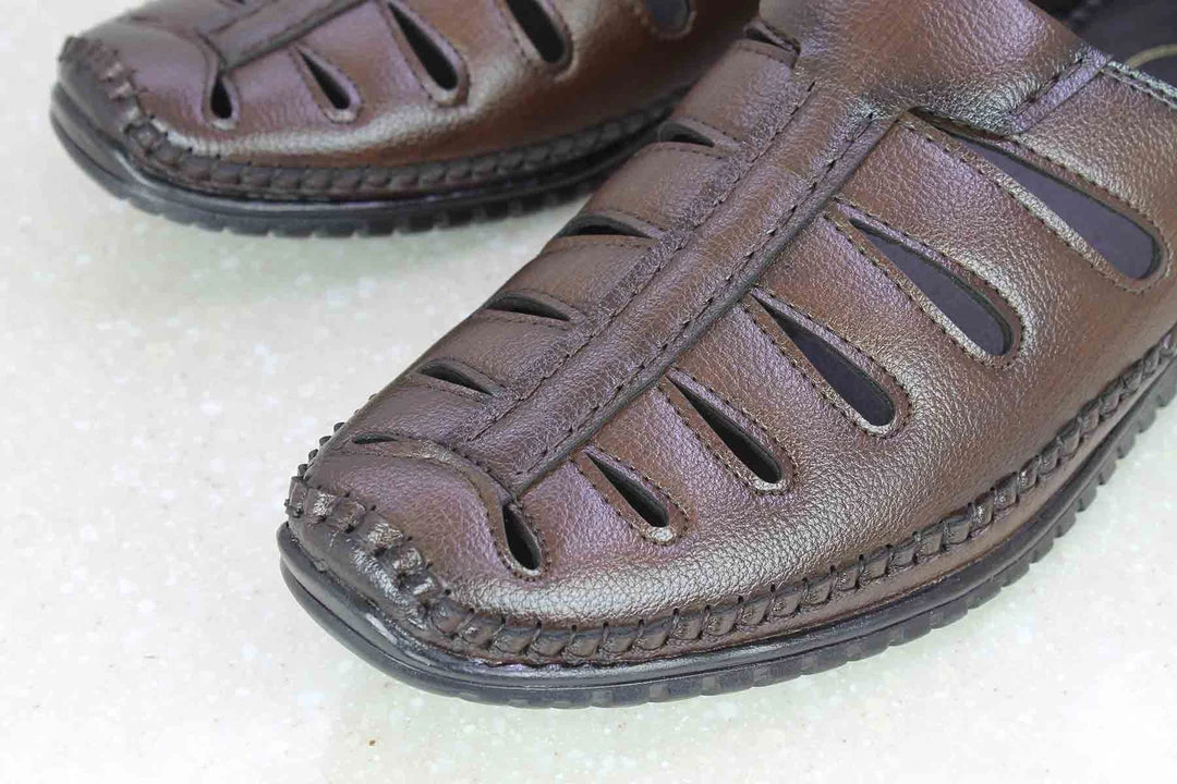 PRIVO By Inc5 TRI-BAND SANDAL-CHERRY 4 PRIVO By Inc5 TRI-BAND SANDAL-CHERRY