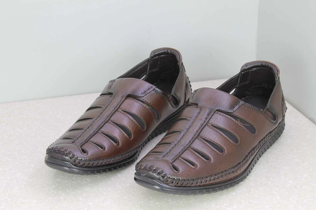 PRIVO By Inc5 TRI-BAND SANDAL-CHERRY 5 PRIVO By Inc5 TRI-BAND SANDAL-CHERRY