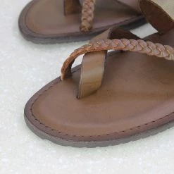 PRIVO By Inc5 TOE THONG - BROWN
