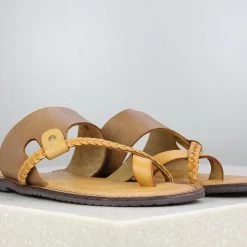 PRIVO By Inc5 TOE THONG - TAN MEN