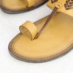 PRIVO By Inc5 TOE THONG - TAN