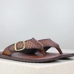 PRIVO By Inc5 FRONT BUCKLE THONG -BROWN MEN