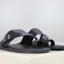 PRIVO By Inc5 FRONT BUCKLE THONG -BLACK MEN