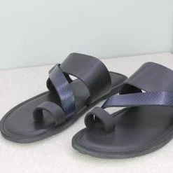 PRIVO By Inc5 FRONT BUCKLE THONG -BLACK MEN