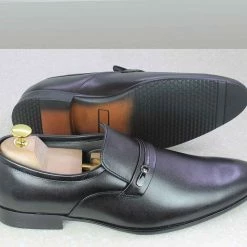 PRIVO By Inc5 BROOCH LEATEHR SLIPPON-BLACK MEN