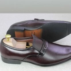 PRIVO By Inc5 BROOCH LEATEHR SLIPPON-CHERRY MEN