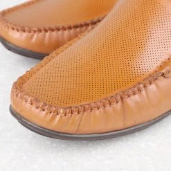 PRIVO By Inc5 CLOSED TOE-TAN