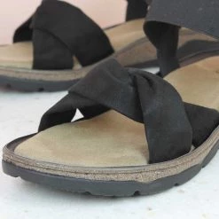 Inc.5 SUEDE COMFORT SANDAL - BLACK SALE