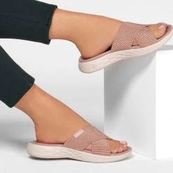 Skechers WOMEN ON-THE-GO 600 - GLISTENING