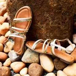 Inc.5 STRAPY FLAT SANDAL-BEIGE