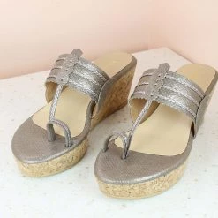 Inc.5 PLATFORM KOLHAPURI-GUN METAL