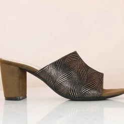 Inc.5 BLOCK HEEL MULES-ANTIQUE GOLD