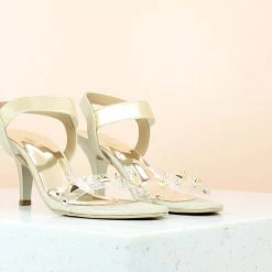 Inc.5 TRANSPARENT STUDDED SANDAL-GOLD