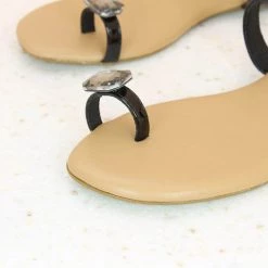 Inc.5 SALE DIAMOND CASUAL FLAT THONG-BLACK