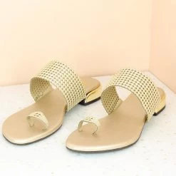 Inc.5 SALE DIAMOND FLAT TOE POST-GOLD