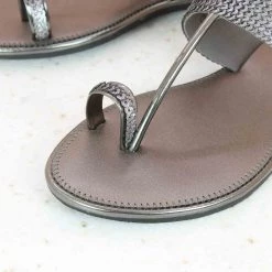 Inc.5 SALE EMBROIDED KOLHAPURI-GUN METAL