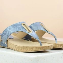 Inc.5 SNAKE PRINT VEDGE HEEL THONG