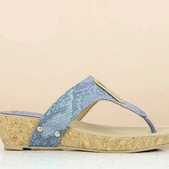 Inc.5 SNAKE PRINT VEDGE HEEL THONG
