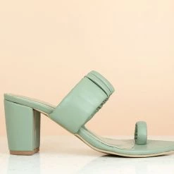 Inc.5 BLOCK HEEL TOE POST