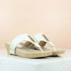 Inc.5 SALE VEDGE HEEL CASUAL THONG-WHITE