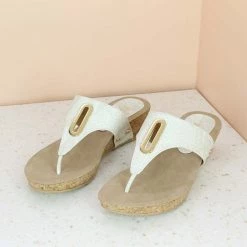 Inc.5 SALE VEDGE HEEL CASUAL THONG-WHITE