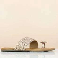 Inc.5 LACED FLAT THONG-ROSE GOLD